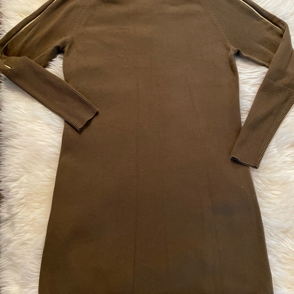 Michael Kors sweater dress - Picture 5 of 8